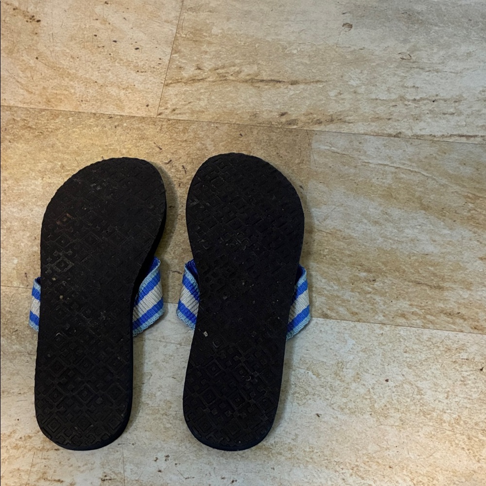 Tory Burch Navy and White Patterned Flip Flops - Picture 2 of 2